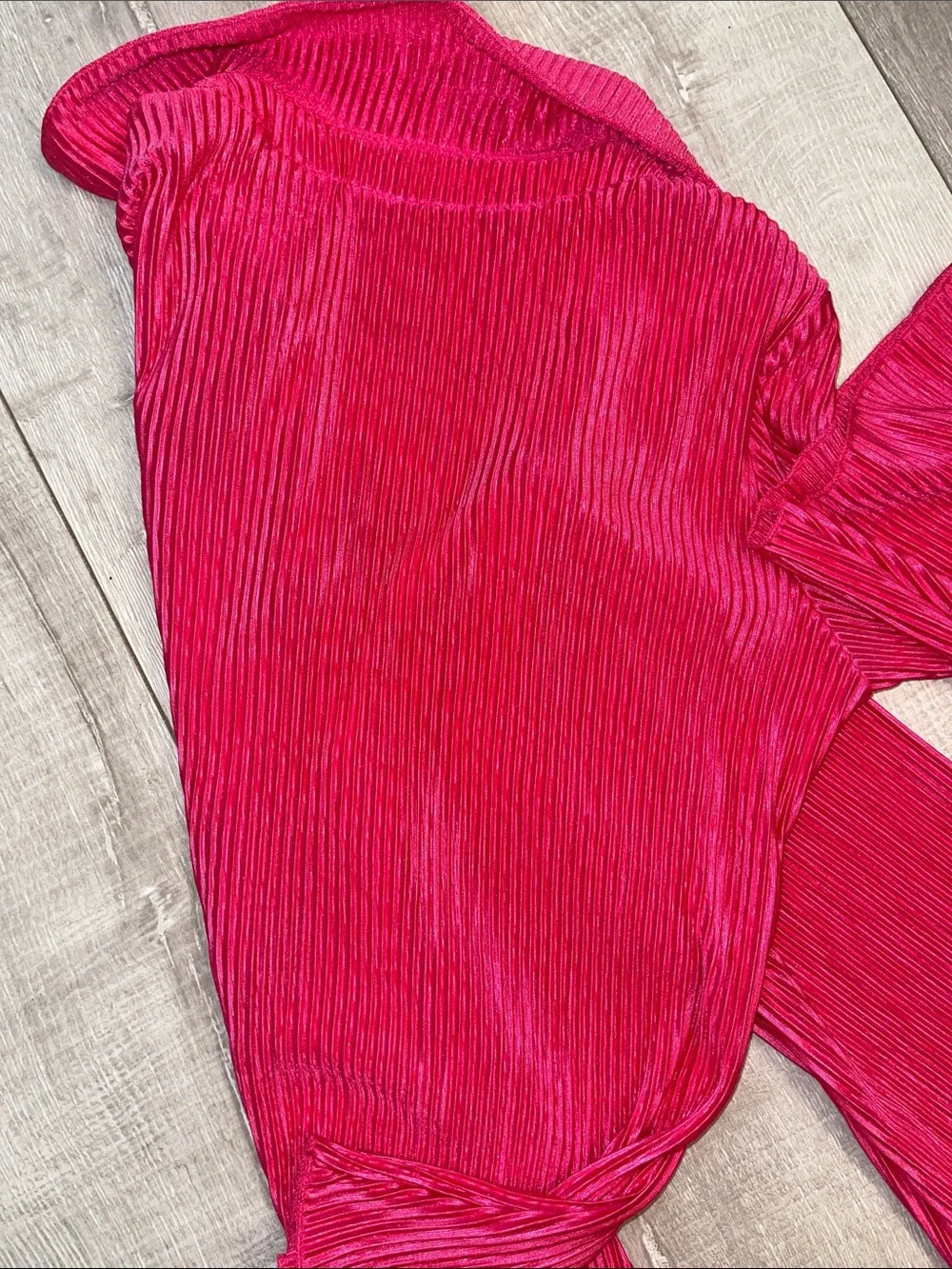 Pleated Satin Half Button Front Top - Fuchsia Pink XS- never worn! - Picture 6 of 6
